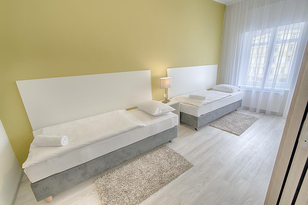 Apartment Promenada 35 Карлові Вари Екстер'єр фото